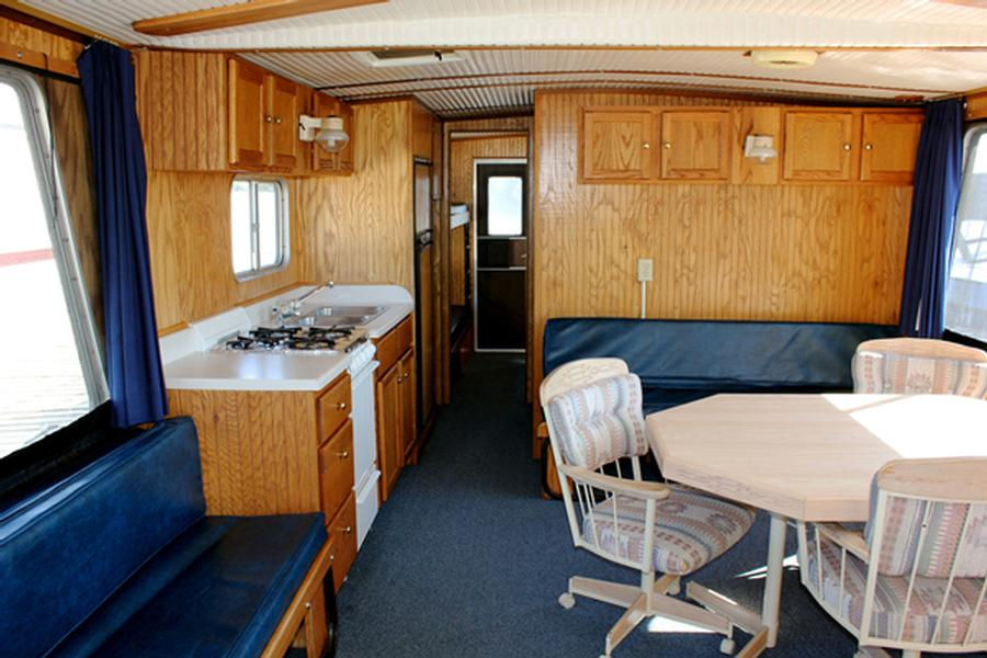 44 Foot Royalist Screened Front Porch Houseboat