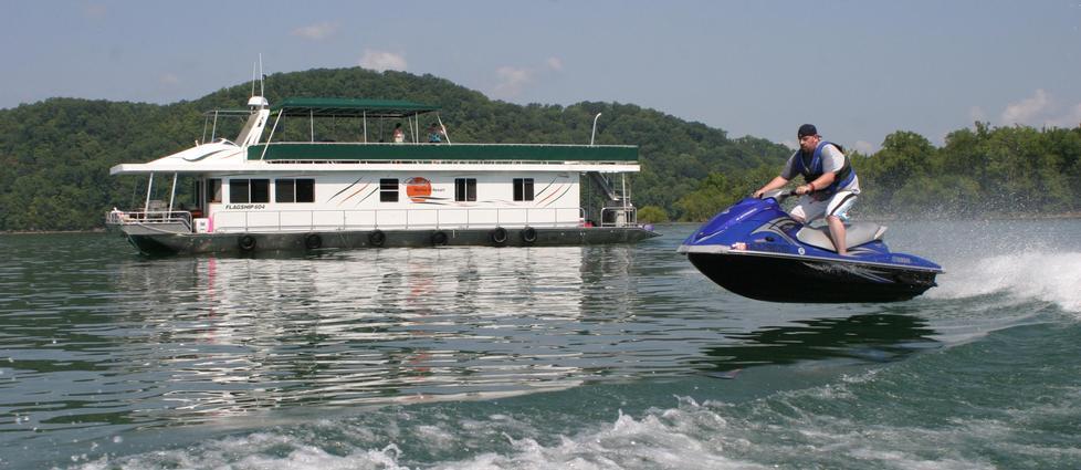 Dale Hollow Lake Houseboat Rentals and Vacation Information