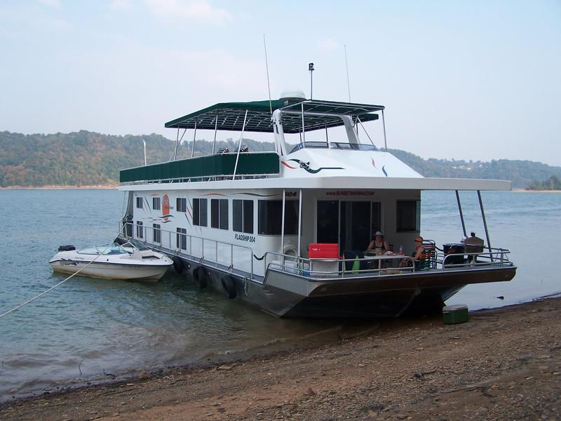 Your houseboat will be your home away from home in the outdoors