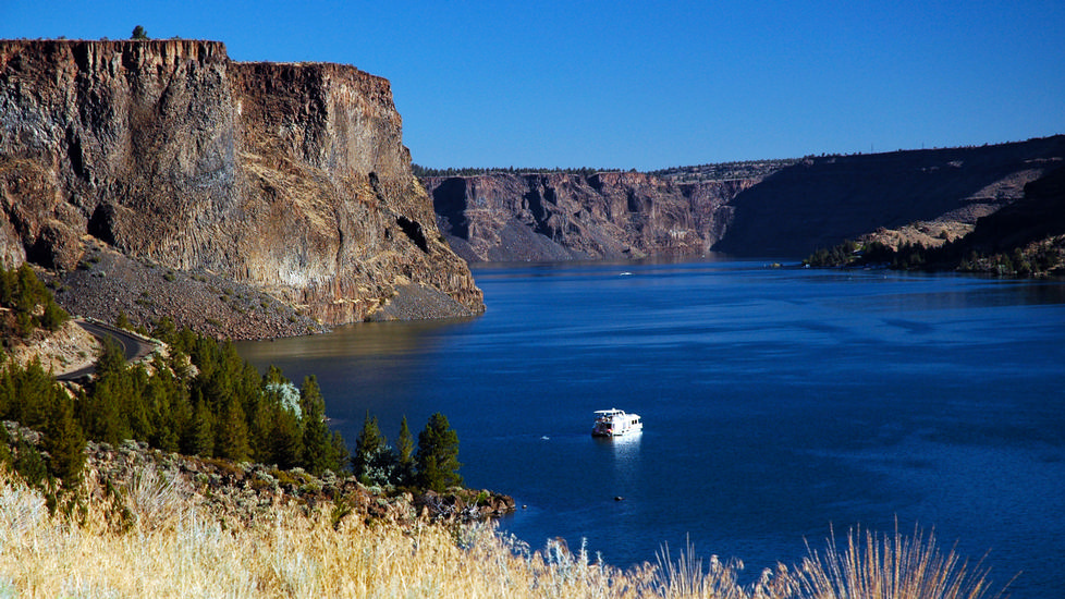 Cliffs of Lake Billy Chinook