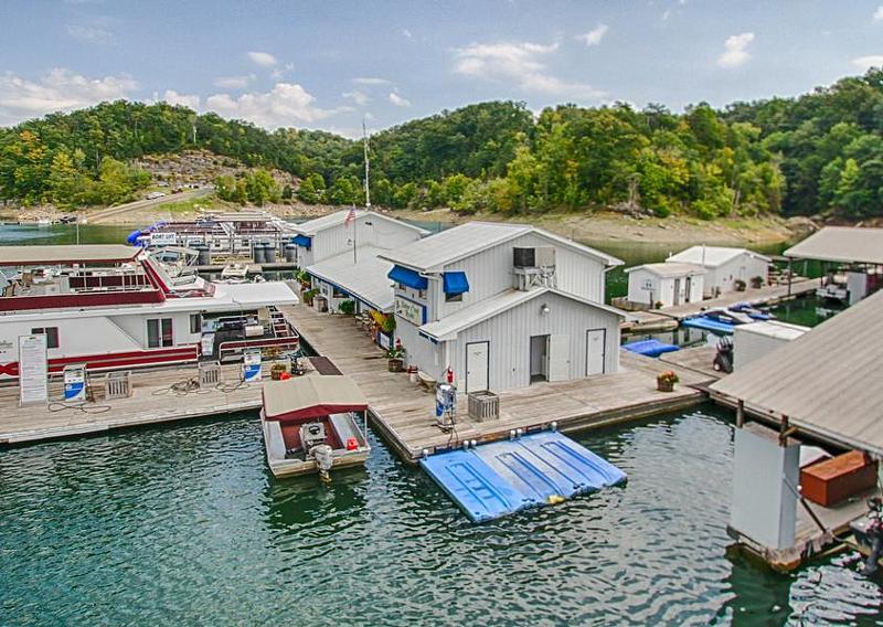 Lake Cumberland Houseboat Photos Pictures