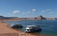 Give them a family reunion they'll never forget at Lake Powell