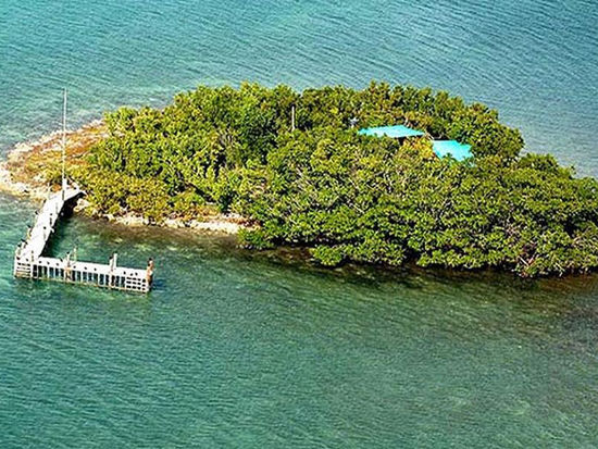 Your private island is a luxury companion to a houseboat