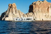 <span>75 Excursion Houseboat on Lake Powell</span>