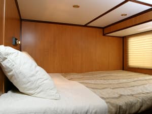 48 Navigator Class Houseboat