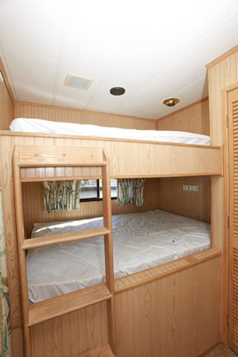 44 Foot Sea Gull Houseboat