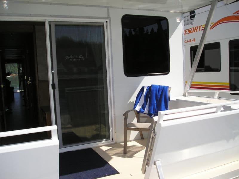 Constellation Houseboat