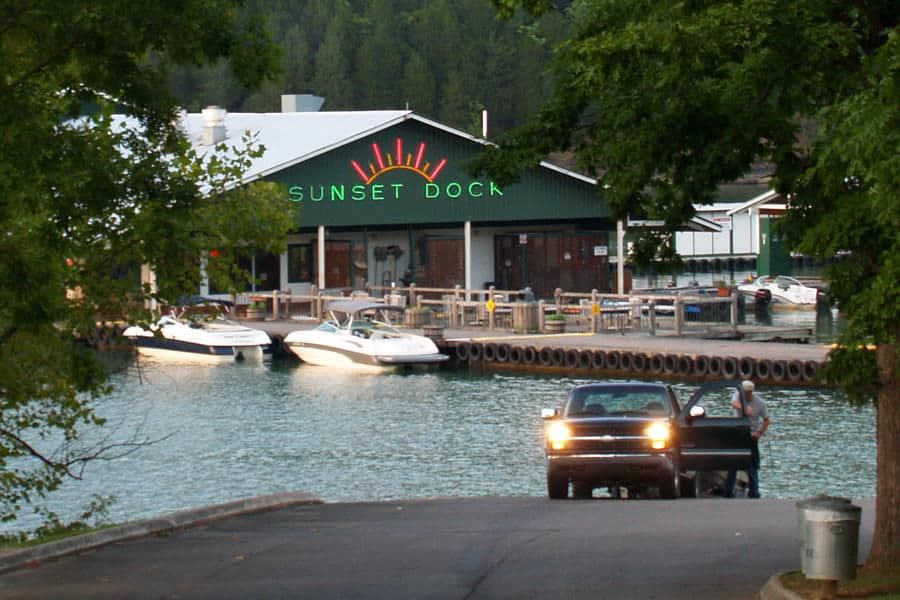 Bring your own watercraft on your houseboat trip to cruise the waters
