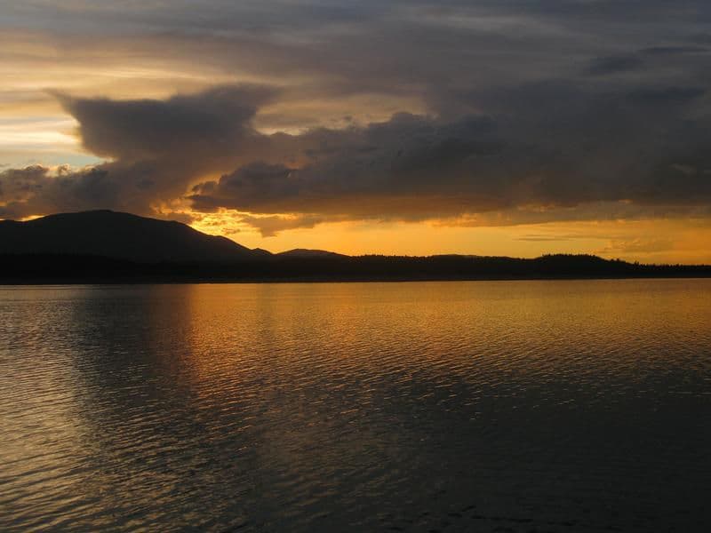 Disconnect from daily life to relax and renew in natural beauty