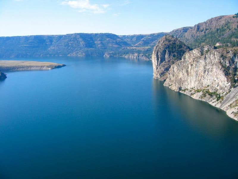 Stunning blue water surrounded by beautiful scenery