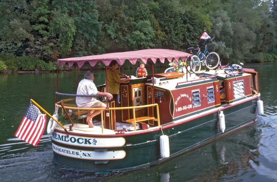 Lockmaster 34 Houseboat