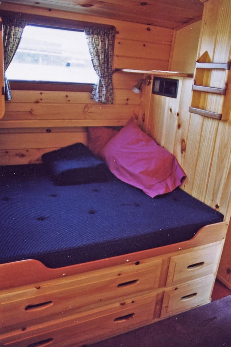 Lockmaster 41 Houseboat