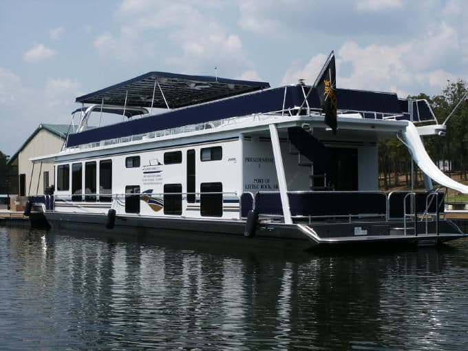 Presidential Series Houseboat