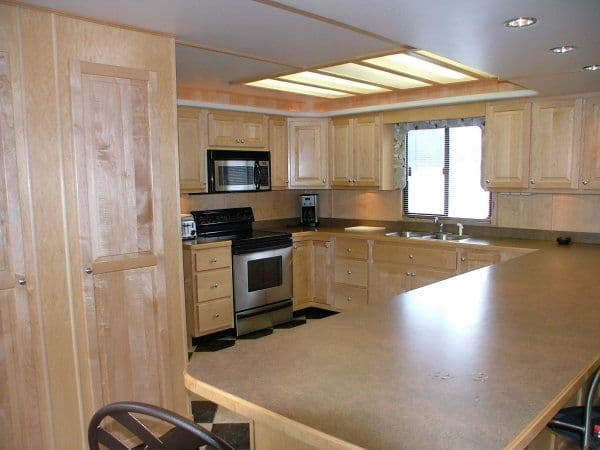 State Dock 800 Houseboat