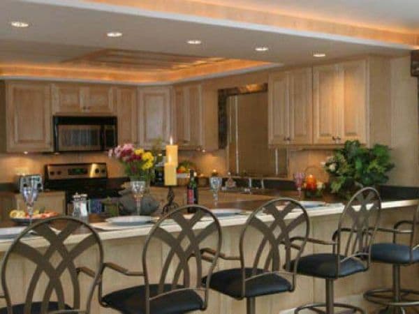 State Dock 900 Houseboat