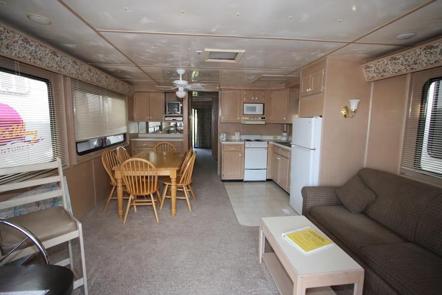 Wanderer Houseboat