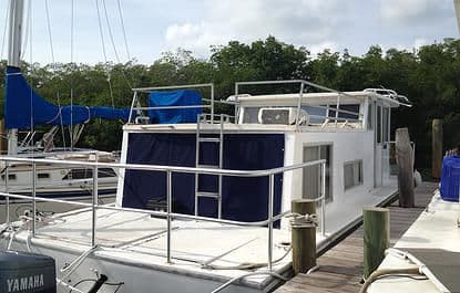 Moonfire Houseboat