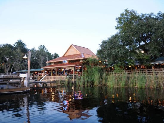 Stop by restaurants on shore for a delicious early dinner with a view
