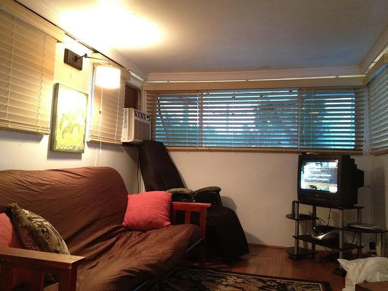 Sunrise Houseboat Living Area