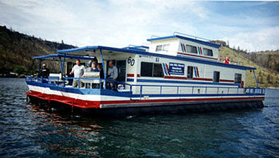 12 Sleeper Penthouse Houseboat