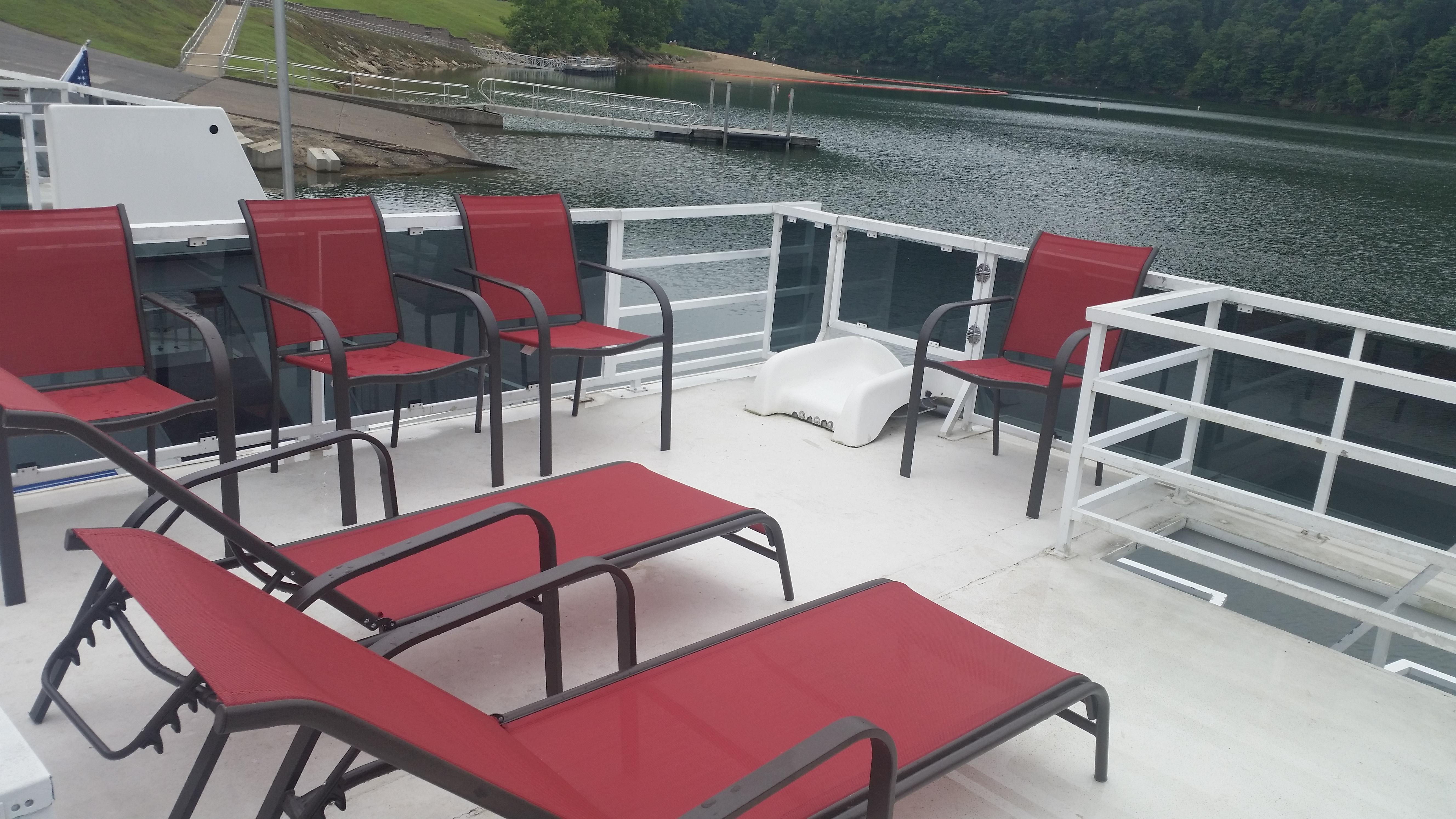 59 Deluxe Houseboat Sutton Lake