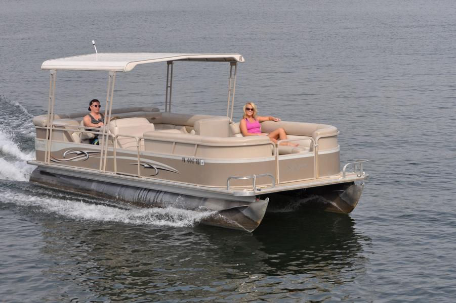 24 Foot Pontoon at Parrot Cove