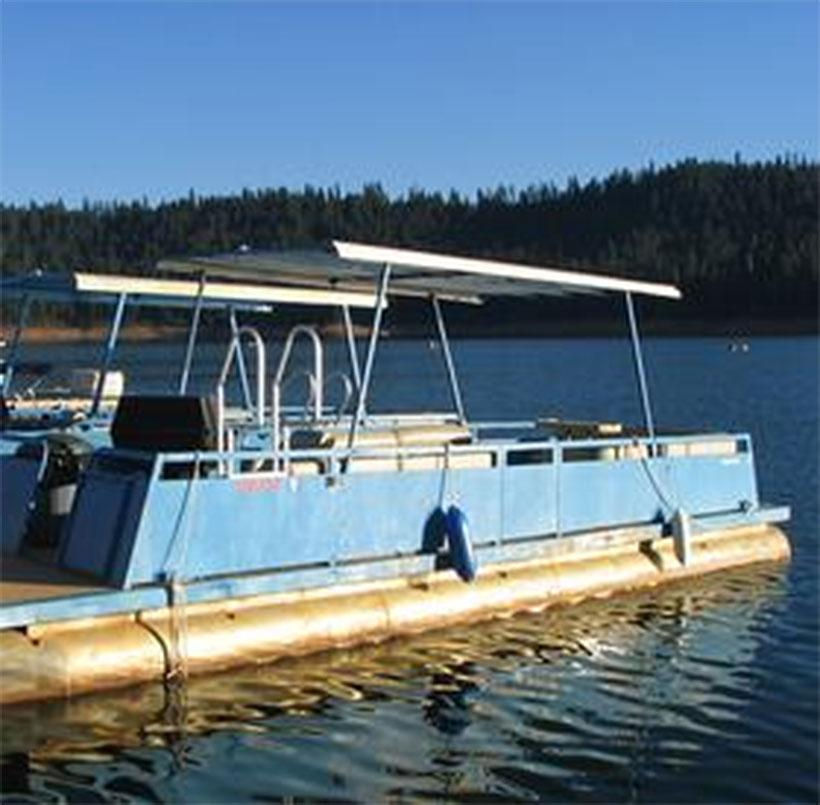 28' Deck Boat