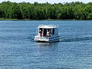 30 Foot Houseboat