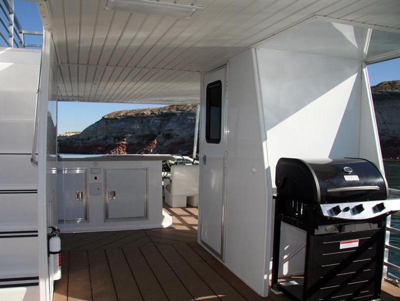 36' Weekender Patio Boat