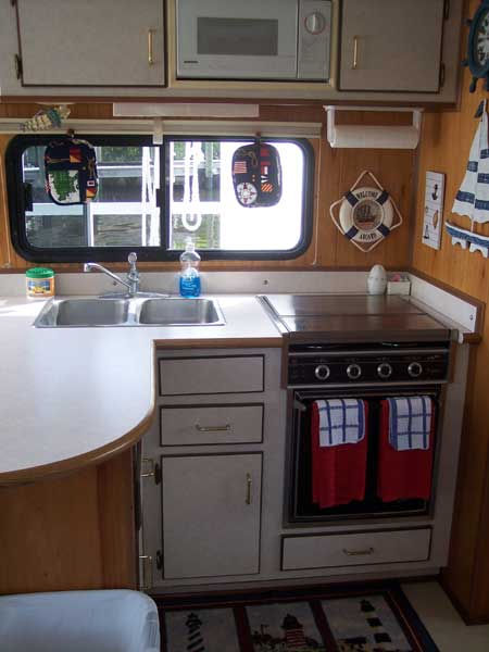 37 Foot Sports Series Houseboat