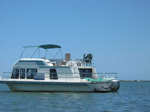 37 Foot Sports Series Houseboat