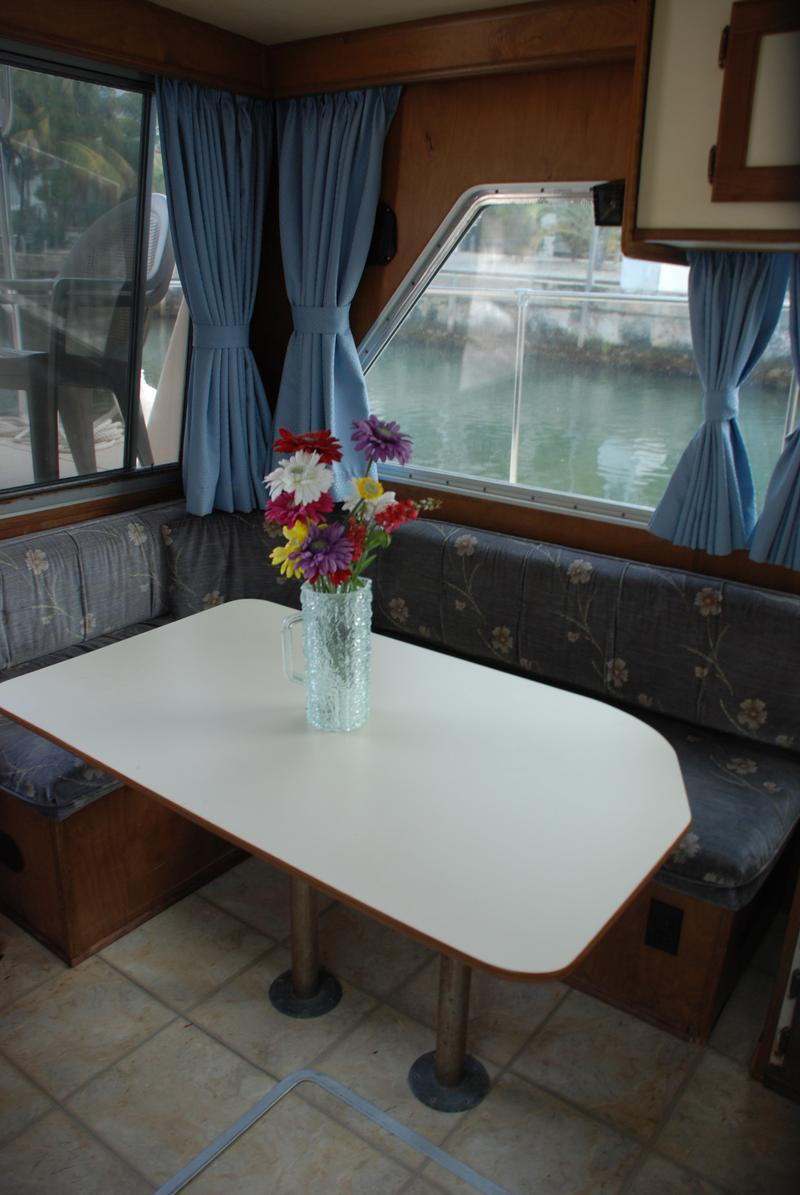 38 foot Houseboat Leisure Time