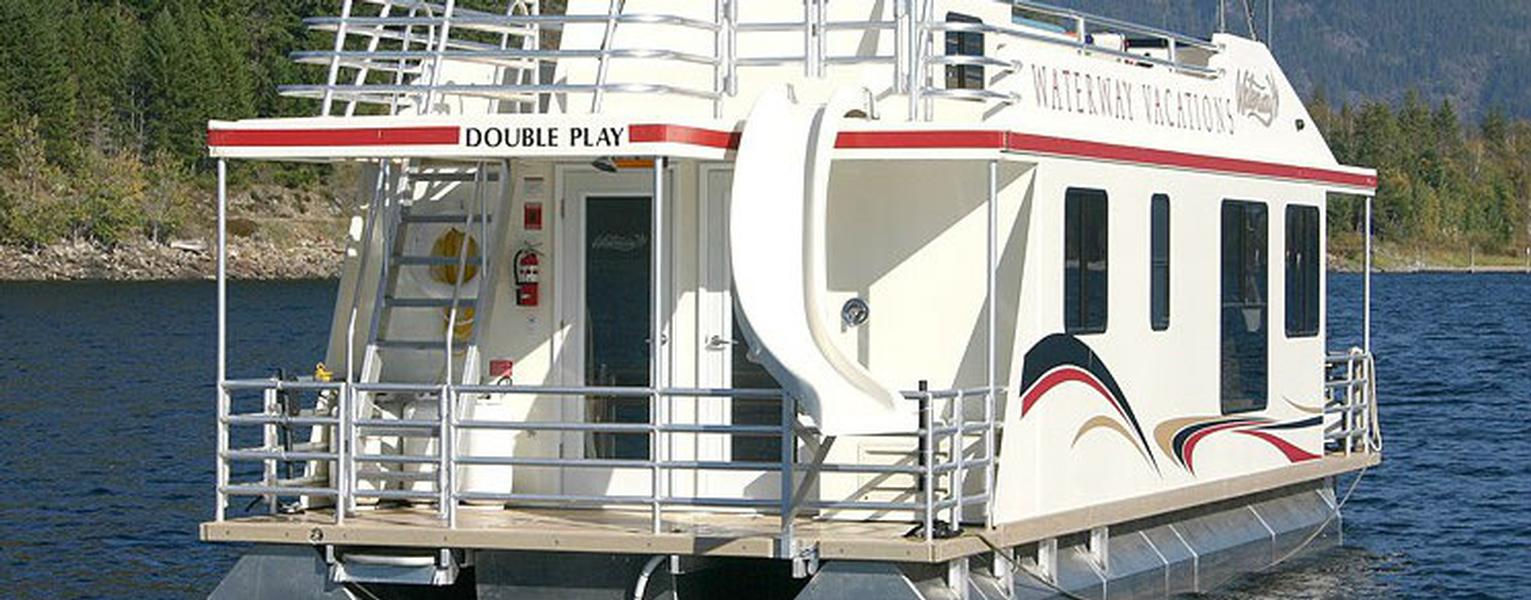 42 Mirage Houseboat