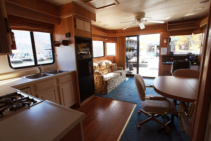 46 Foot Minnow Houseboat