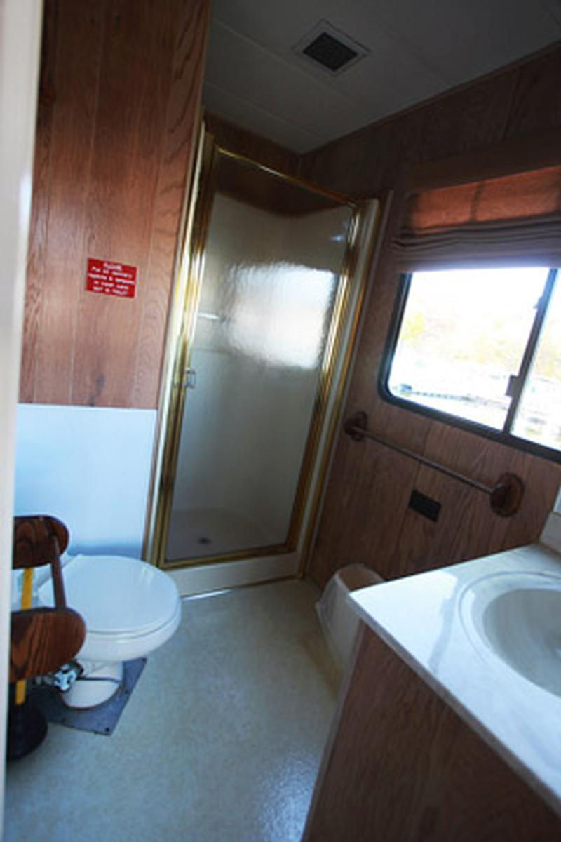 46 Foot Minnow Houseboat