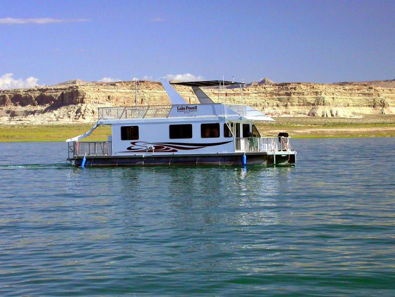 46 Expedition Class Houseboat