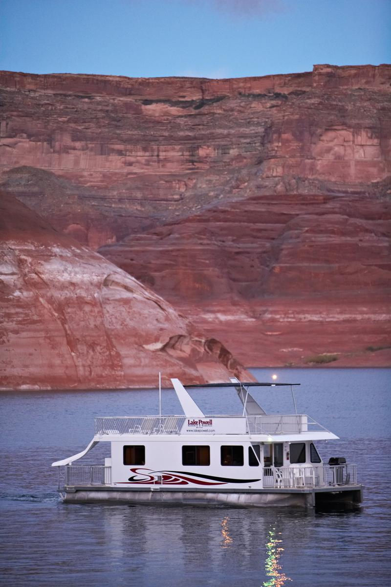 46 Expedition Class Houseboat