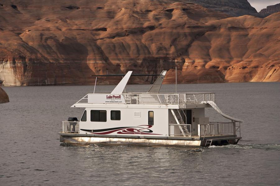 46 Expedition Class Houseboat