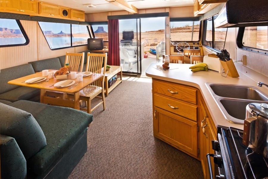 46 Voyager XL Class Houseboat