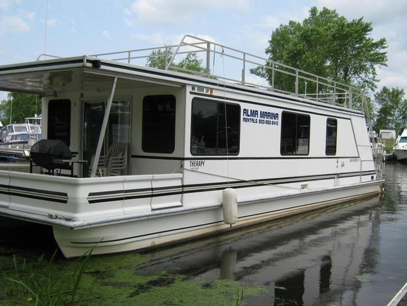 Mississippi River Houseboats Rentals