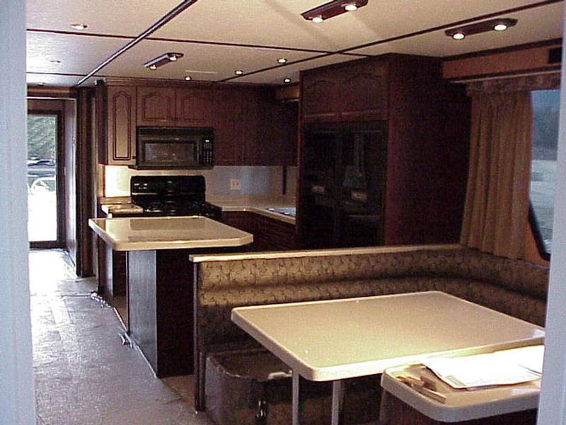 48 Navigator Class Houseboat