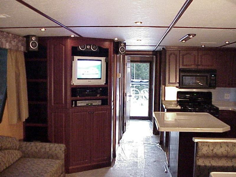 48 Navigator Class Houseboat