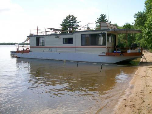52 Foot Houseboat