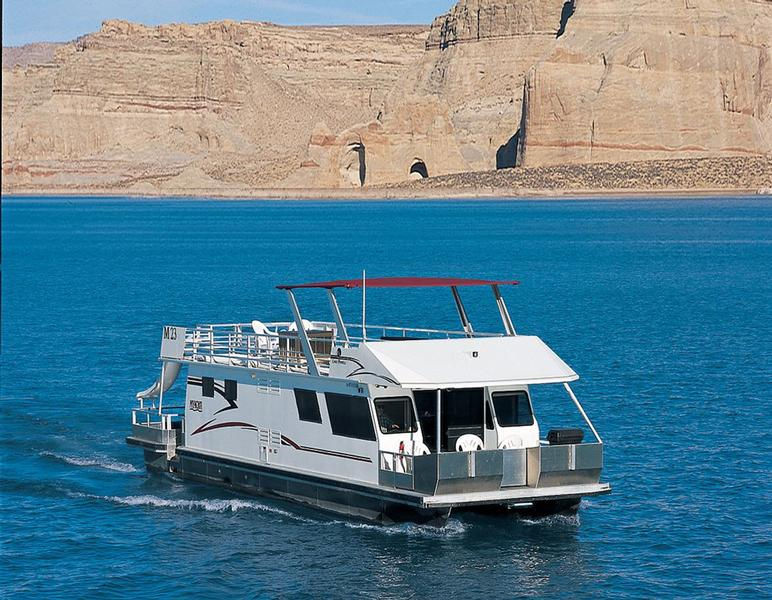 53 Adventurer Class Houseboat