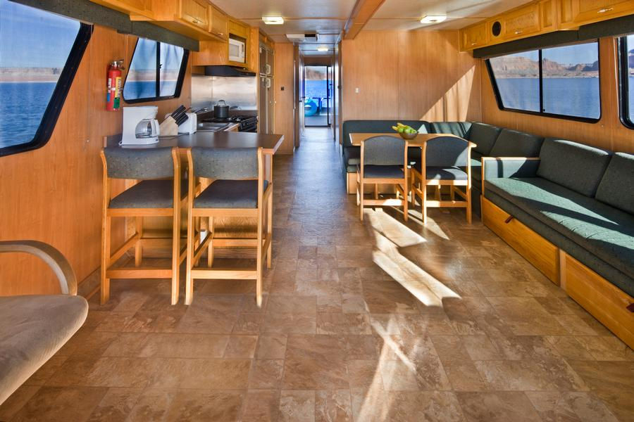 53 Adventurer Class Houseboat