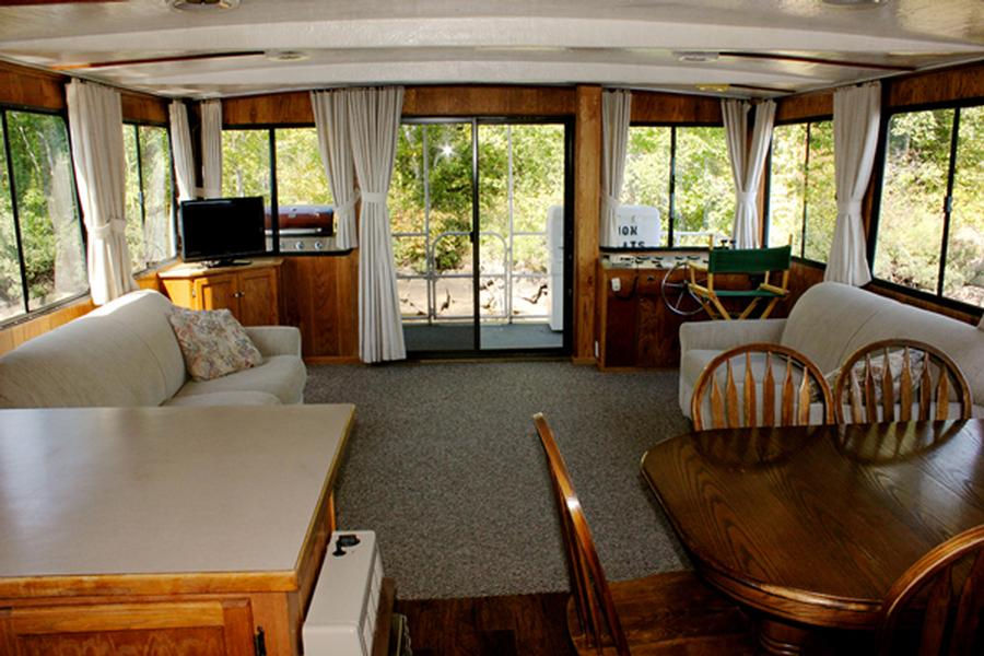 55 Foot Cruiser Houseboat