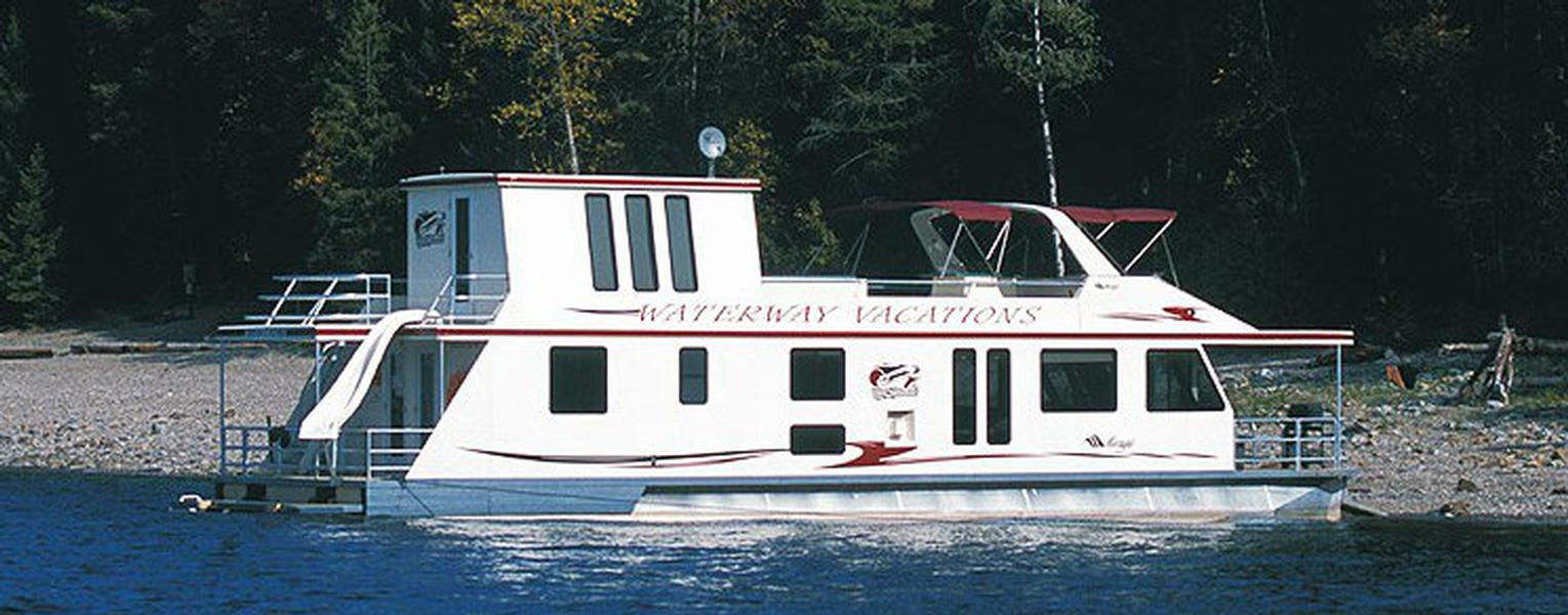 65U Mirage Houseboat