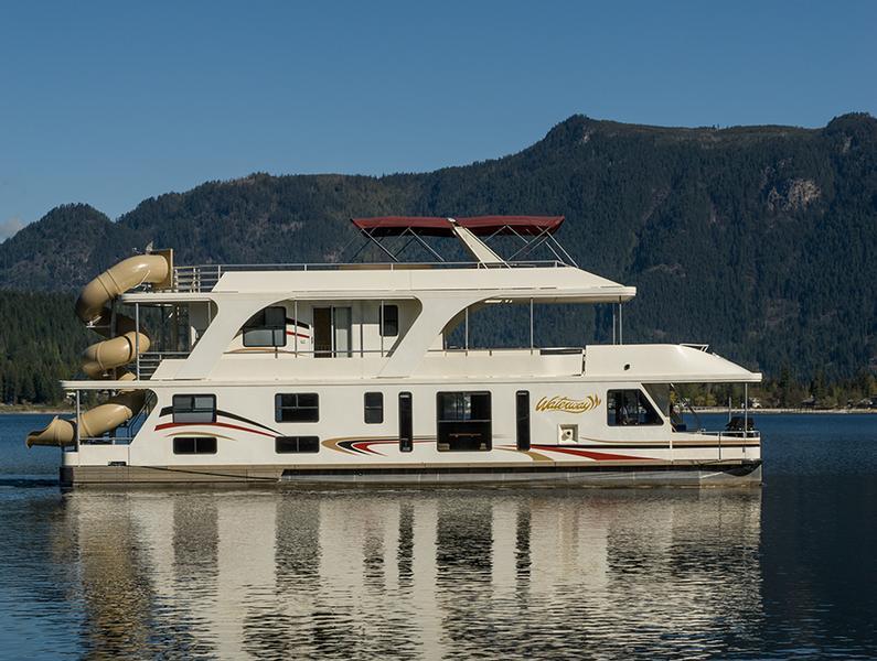66foot Genesis Houseboat