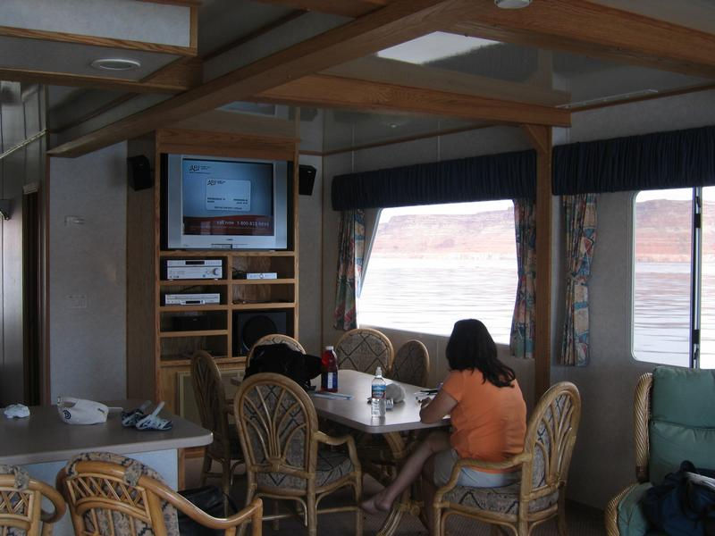 70 Millennium Luxury Houseboat