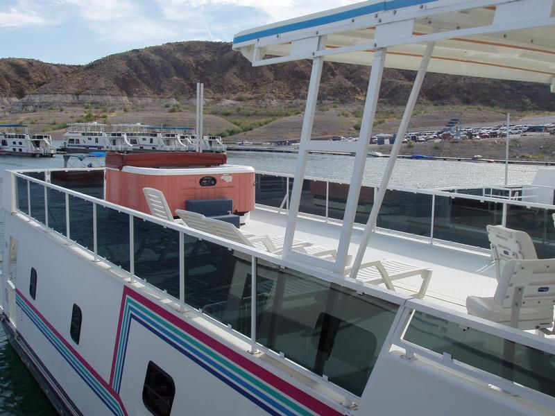 70 Foot Titanium Houseboat